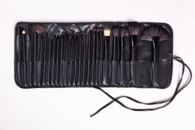 24PCs Makeup Brush With Horse Hair Black Wood - Mixed