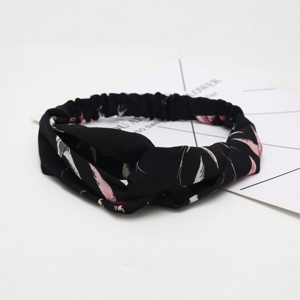 Flower elastic silk hair band - Black Flower elastic silk hair band - Cloth.