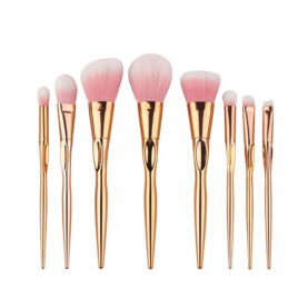 Foundation Brush Set - Plastic.