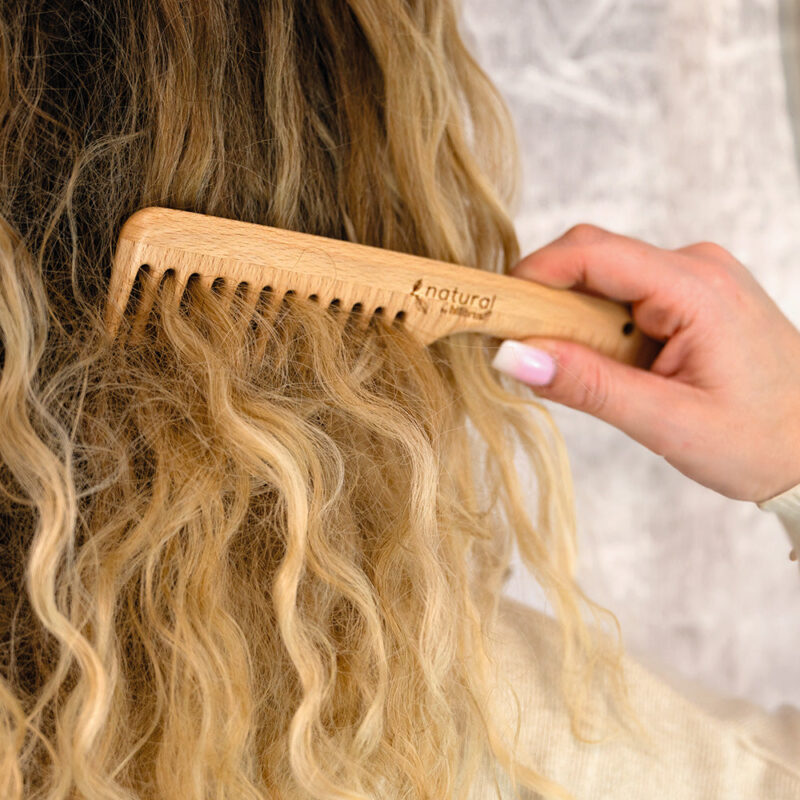 Natural Hillbrush 100 Biodegradable Wide Tooth Comb Handle -