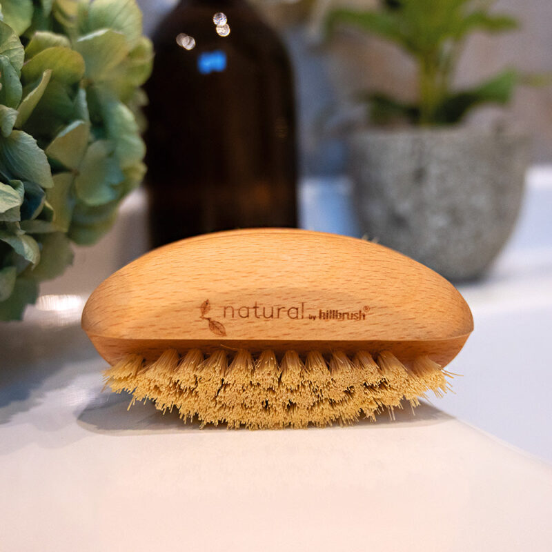 Natural Hillbrush Nail Brush Dual Fill - Stiff - 100 Fsc